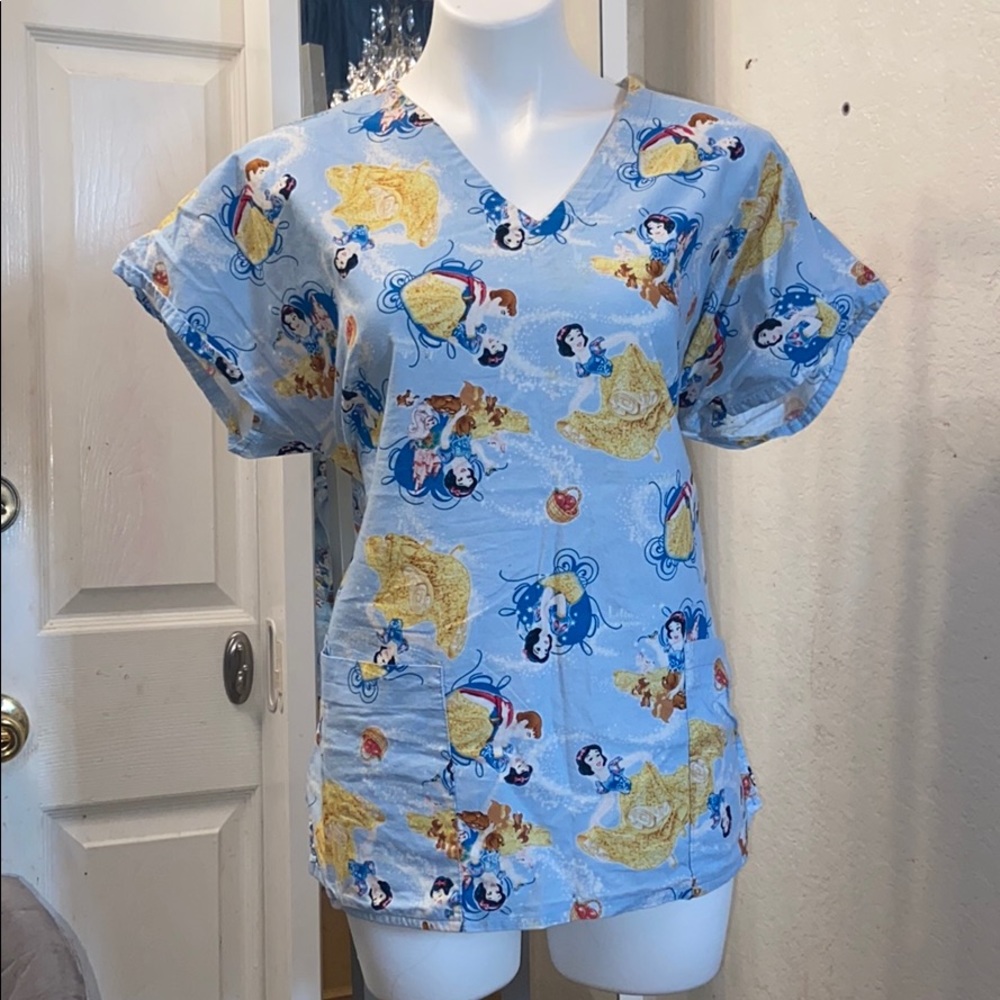 Snow White scrub top
